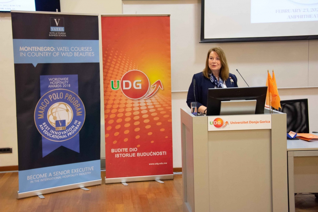 GUEST LECTURE OF THE AMBASSADOR OF THE UNITED STATES OF AMERICA, HER EXCELLENCY JUDY RISING REINKE AT UDG